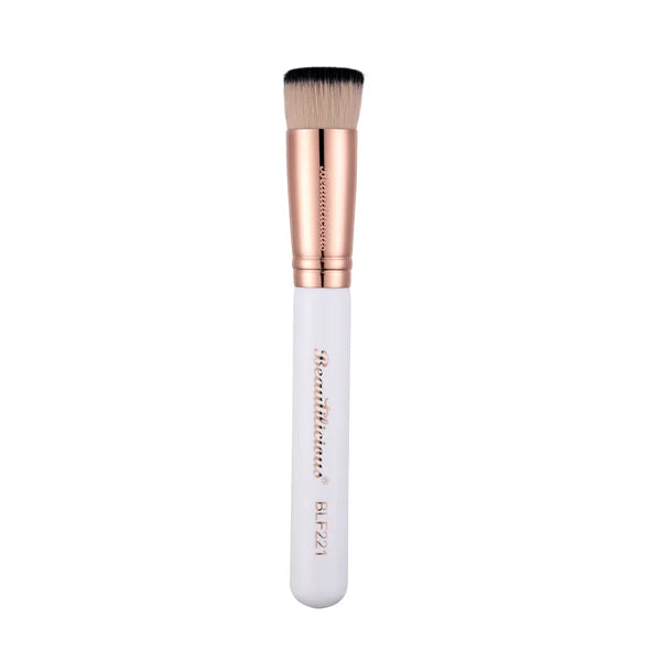 Beautilicious - Medium Flat Kabuki Brush - BLF 221