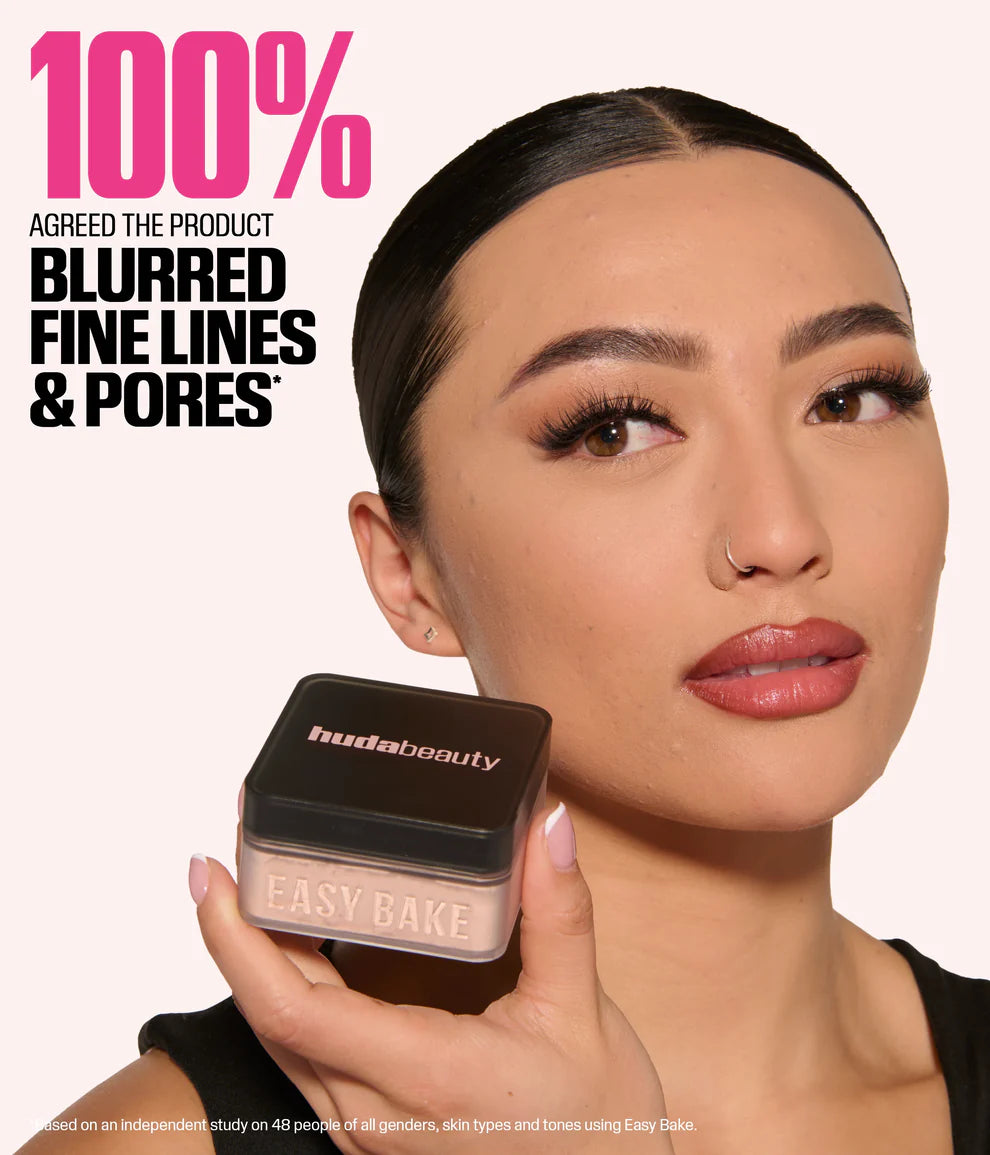 Huda Beauty - EASY BAKE LOOSE BAKING & SETTING POWDER