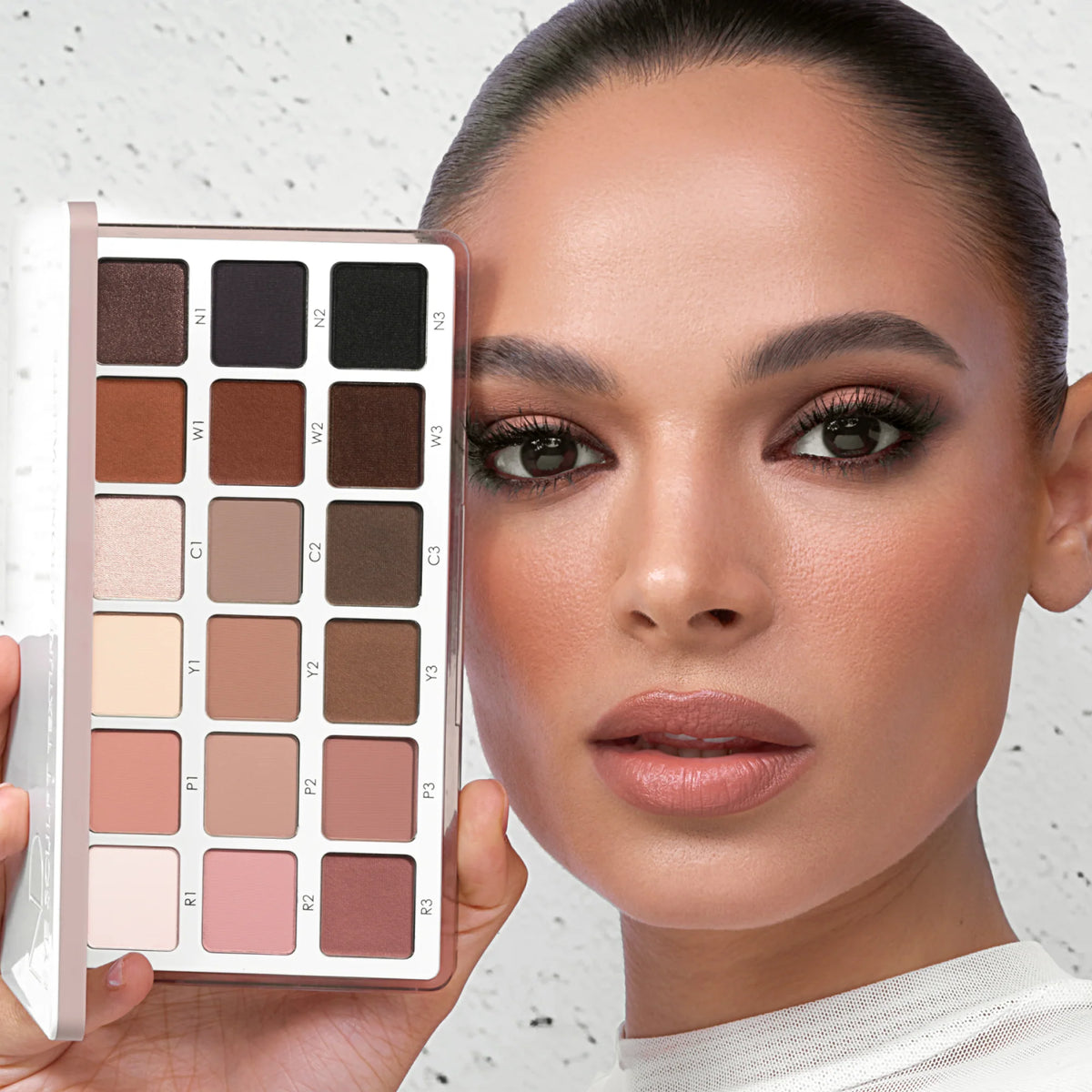 Natasha Denona - EYE SCULPT TEXTURE AND TONE EYESHADOW PALETTE - Drametic