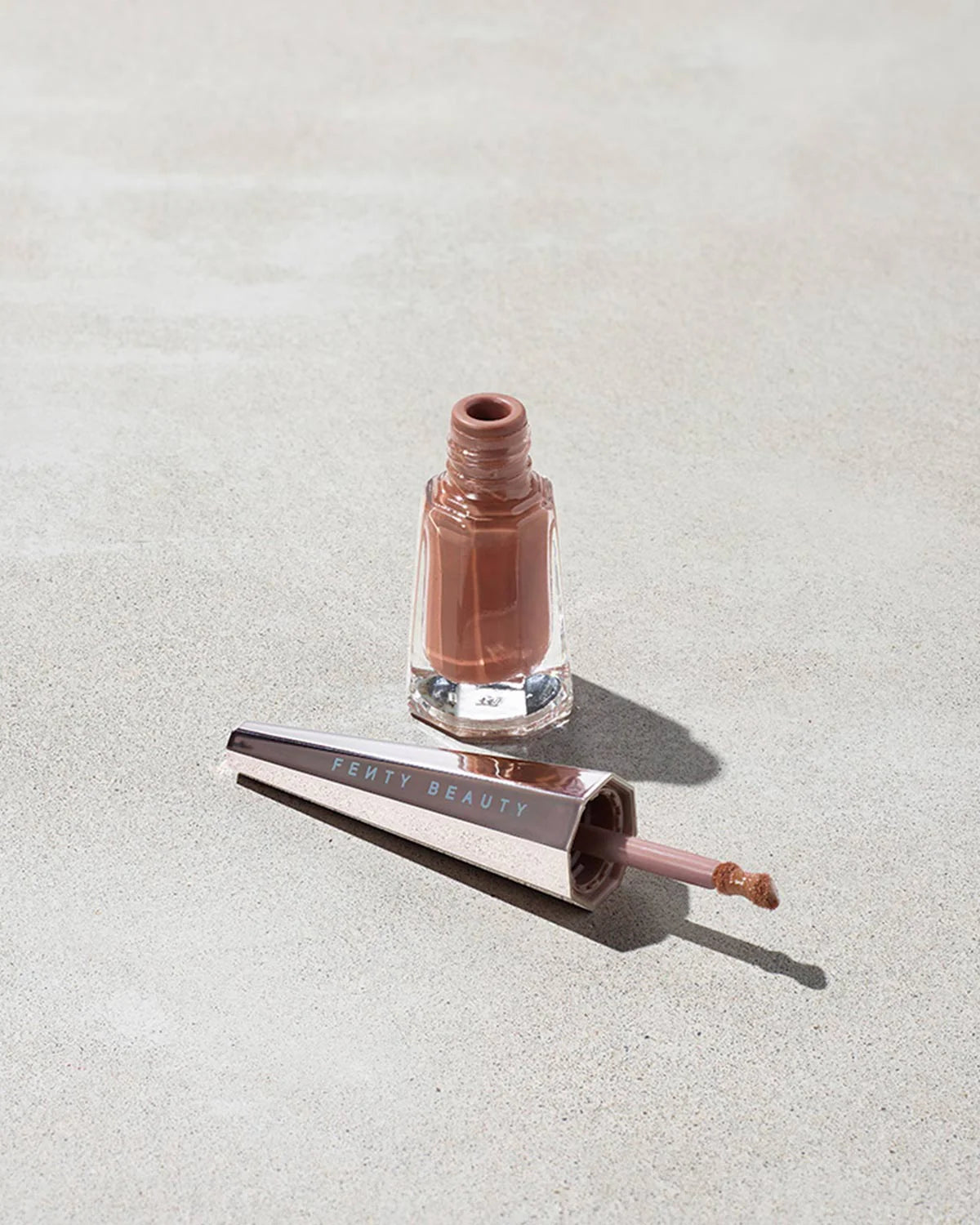 Variant: Unveil | Fenty Beauty - Stunna Lip Paint Longwear Fluid Lip Color