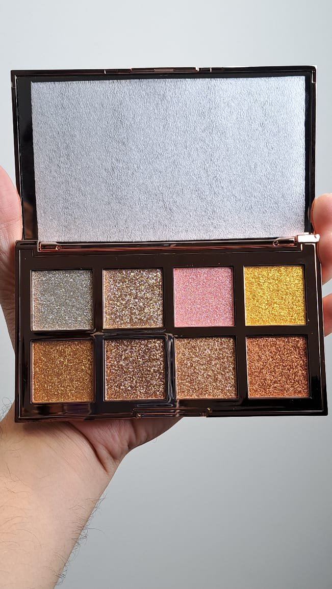 Lashup - 8 Color Eye Shadow Palette