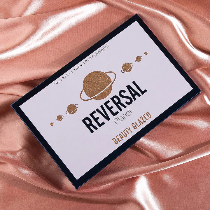 Beauty Glazed - Reversal Planet Eye Shadow Palette