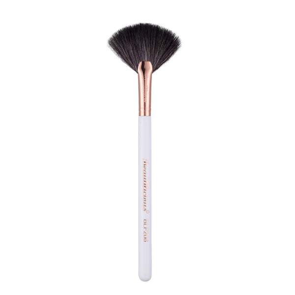 Beautilicious - Fan Brush (Face & Body) - BLF 206