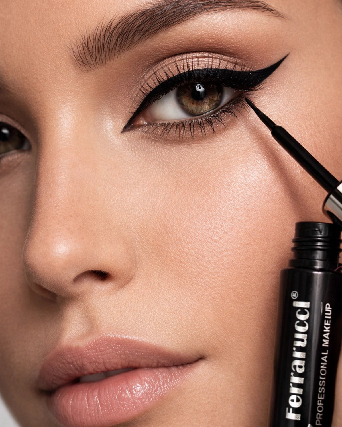 Ferrarucci- Matte Eye Liquid Eyeliner