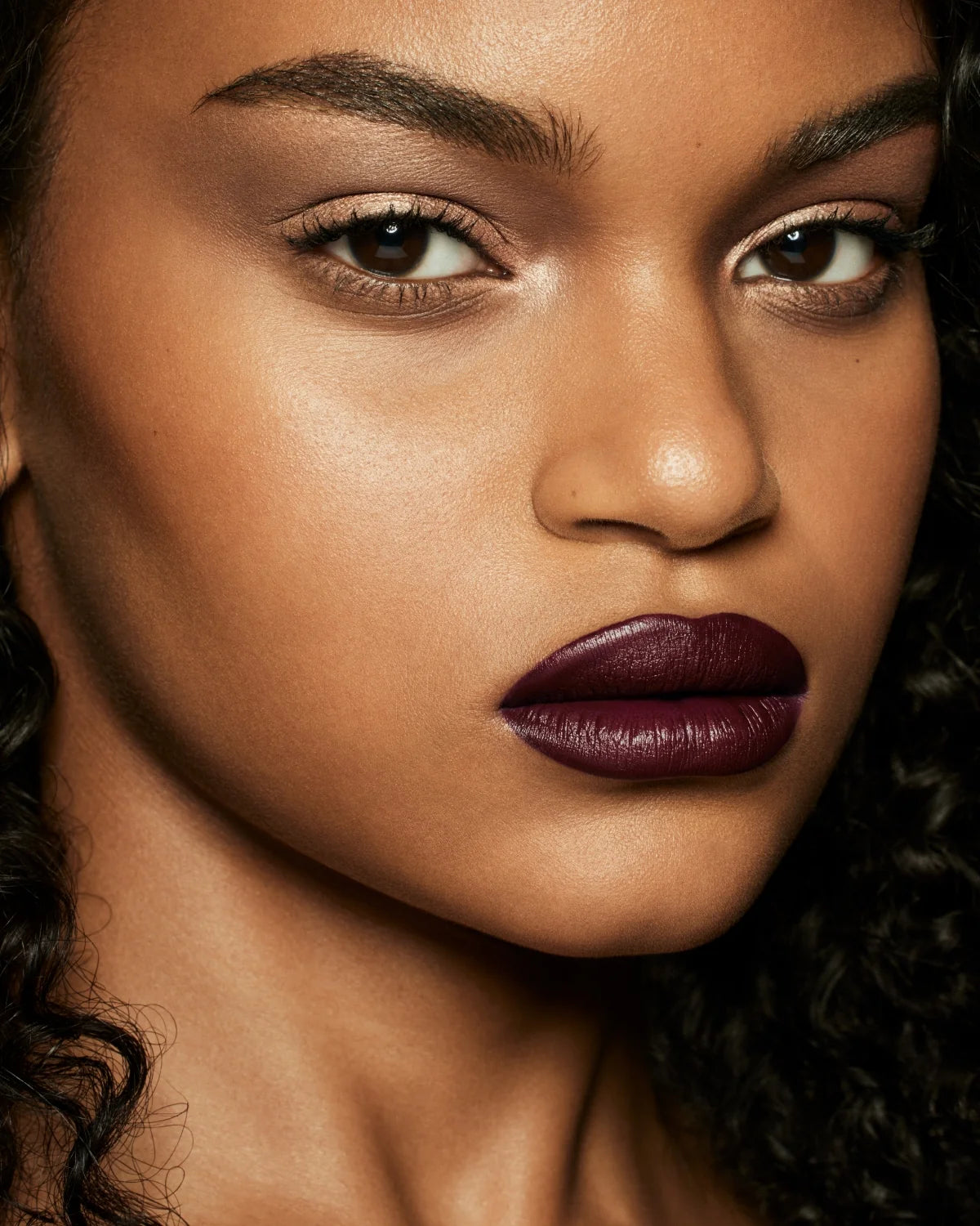 Variant: UnderDawg | Fenty Beauty - Stunna Lip Paint Longwear Fluid Lip Color