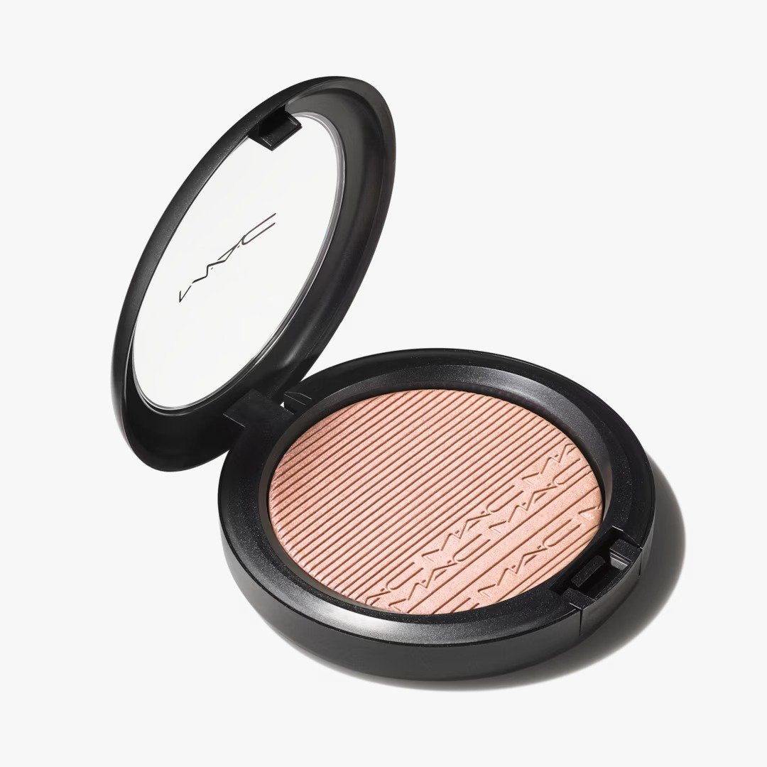 Variant: Show Gold | M.A.C - Extra Dimension Skinfinish