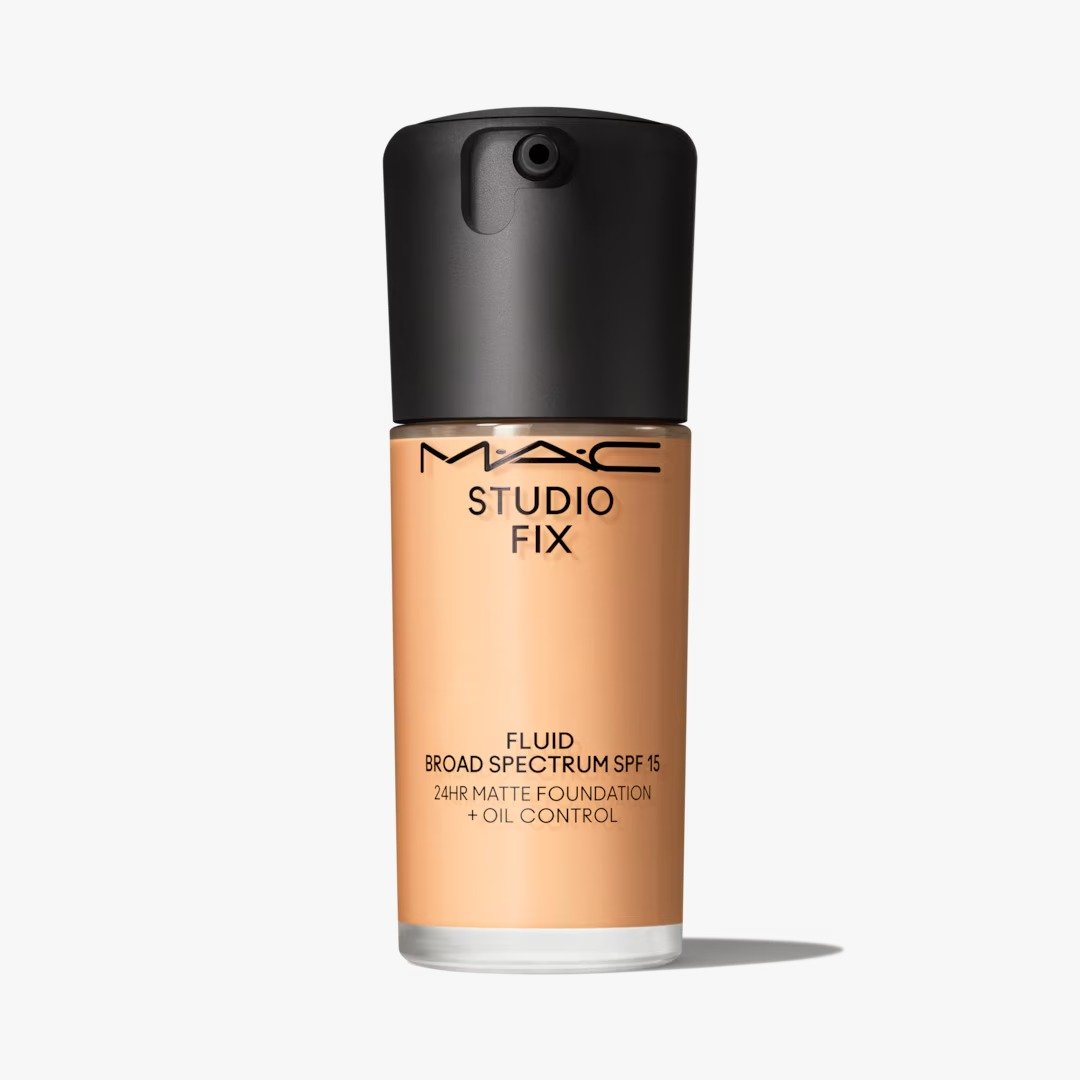 Variant: NC25 | M.A.C. - Studio Fix Fluid SPF 15 24HR Matte Foundation + Oil Control
